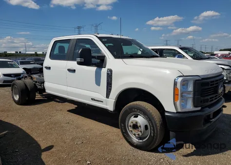 2023 Ford F350 Super Duty from USA, damaged, VIN 1FD8W3HT4PEC02043